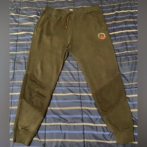 Hollister/ Size Medium/ Black